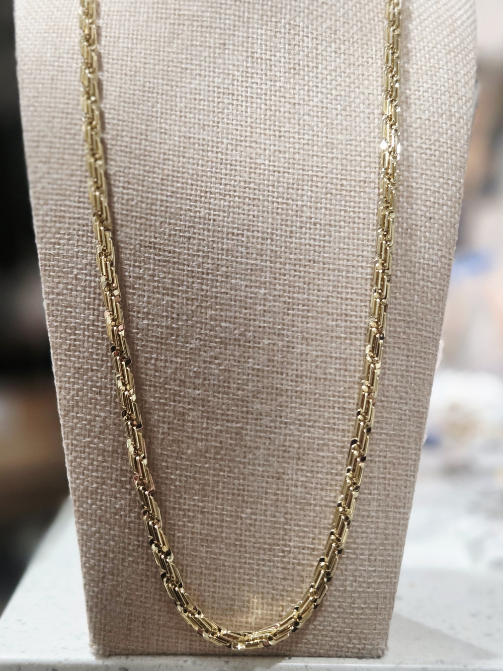 22" Classic Gold Thick Link Chain Necklace - Women's Jewelry